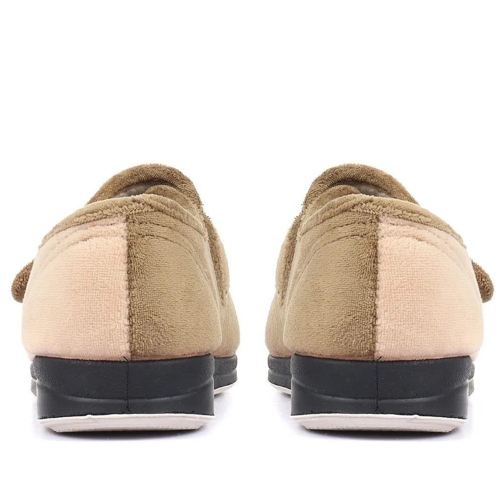 Ana 6E Extra Wide Fit Slippers - ANA / 320 260