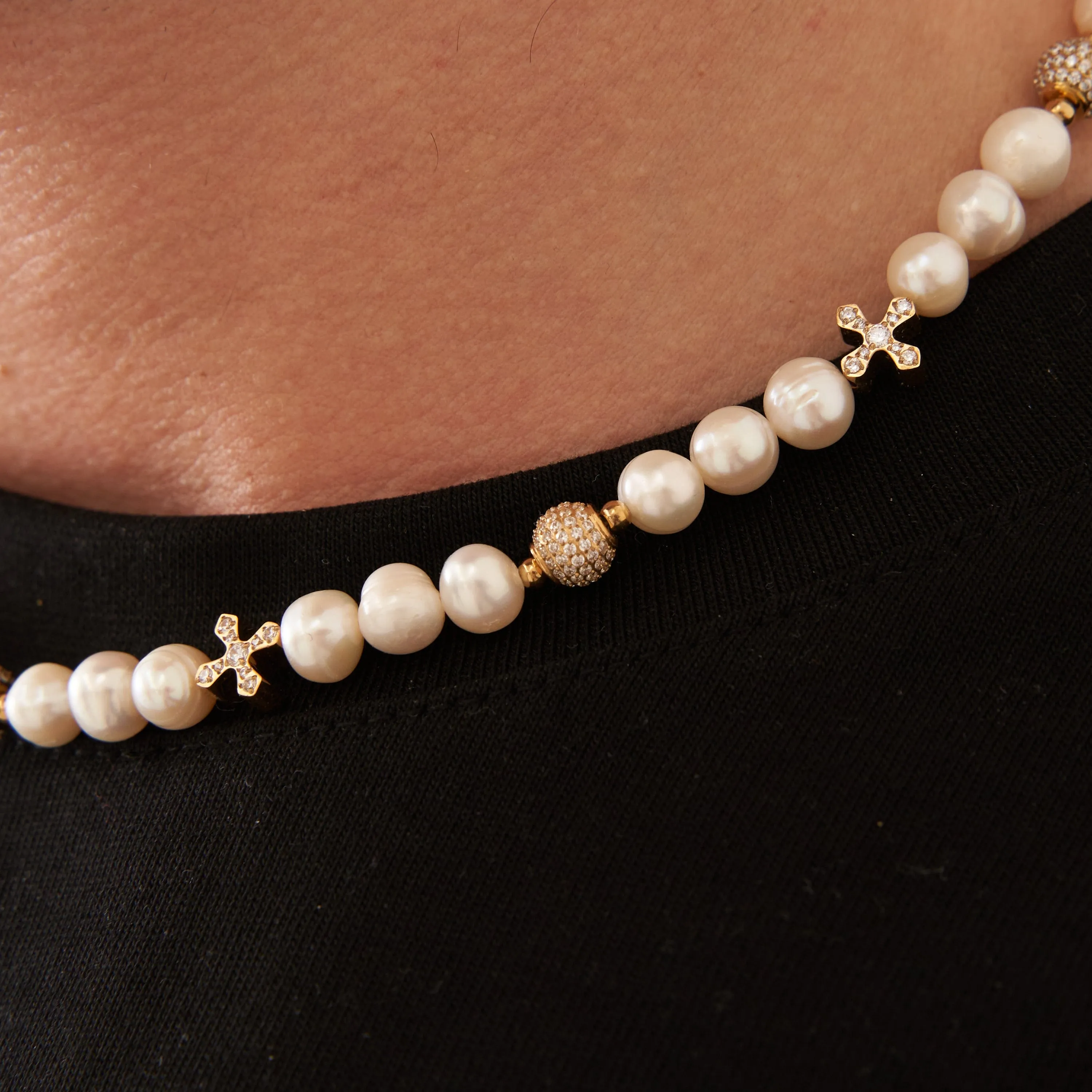 Iced Cross Real Pearl Necklace (Gold)